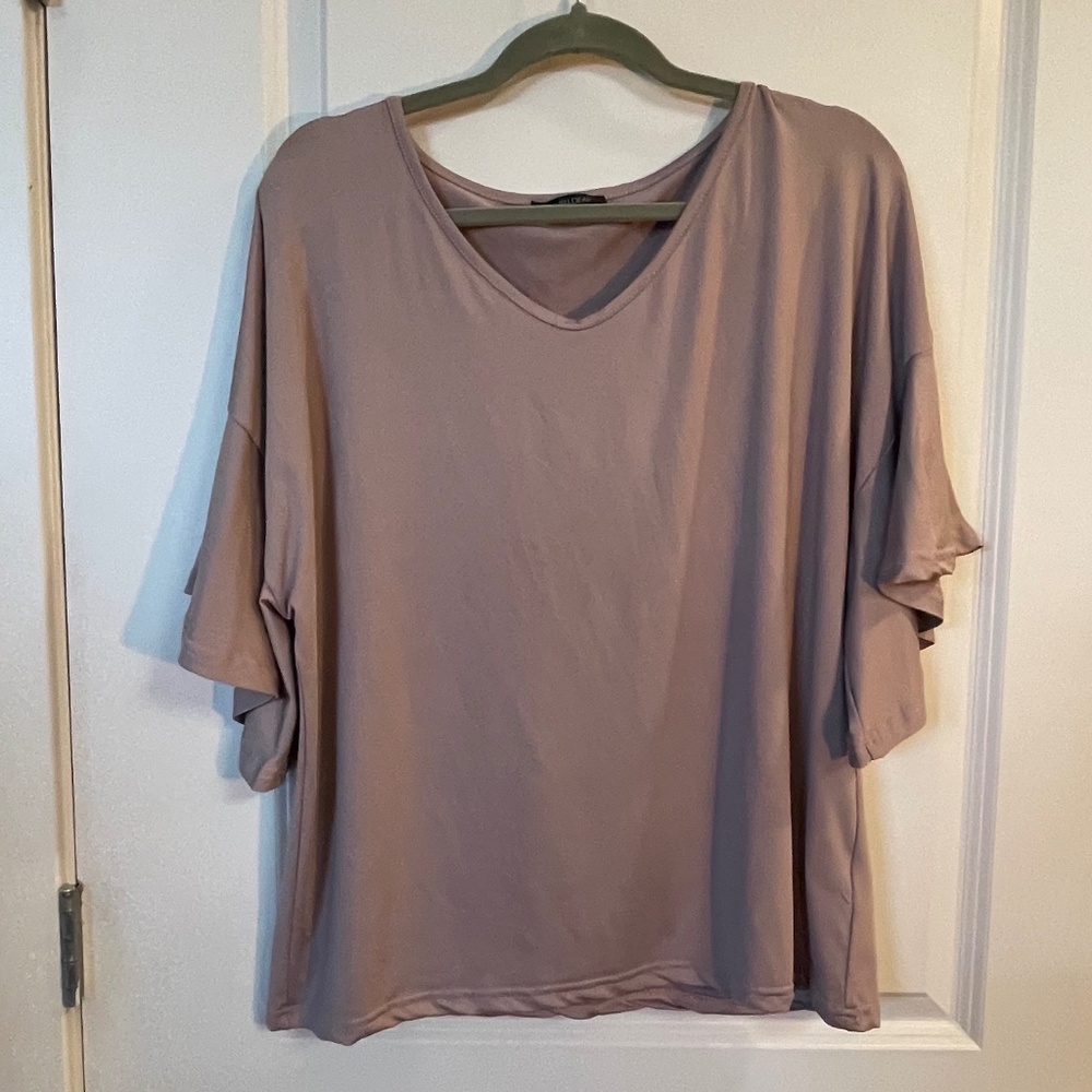 Soft and Flowy Short Sleeve Rose Shirt